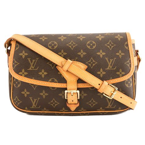 louis vuitton pre owned bag.